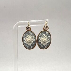 Avon Rose Cameo Earrings Blue Gold Tone Leverback Vintage Signed